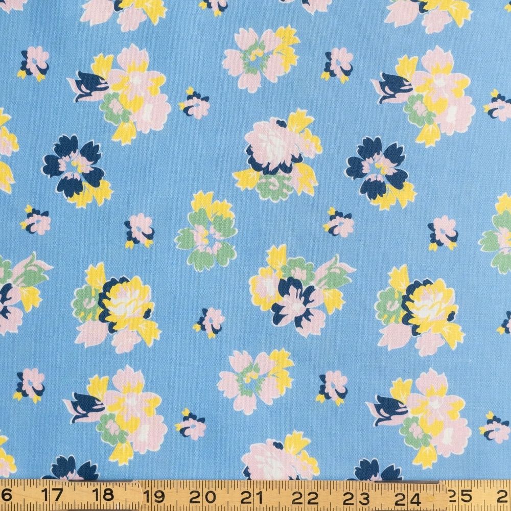 Mystery Weekly Table Topper 1 yard Backing