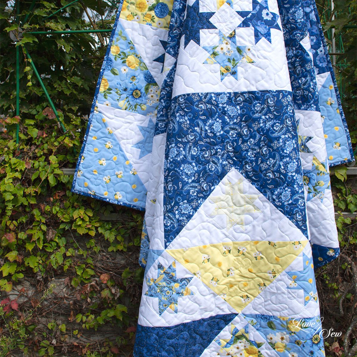 Star Light - Quilt Kit - Sunshine Blooms (72" x 72")