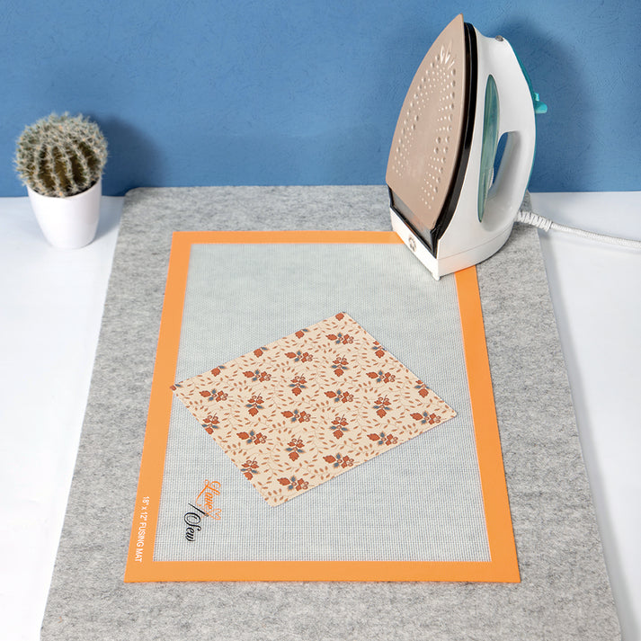 Appliqué Fusing Mat Love Sew